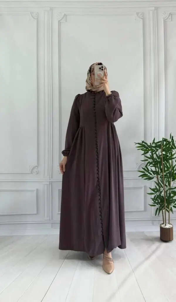 جلباب شانيلا بتصميم مميز وعصري