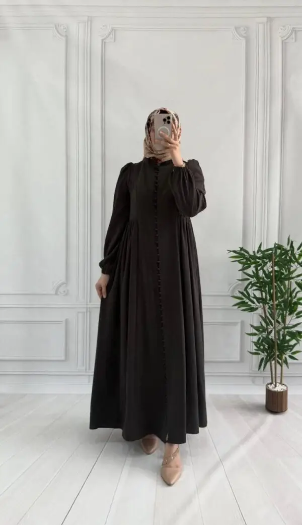 جلباب شانيلا بتصميم مميز وعصري