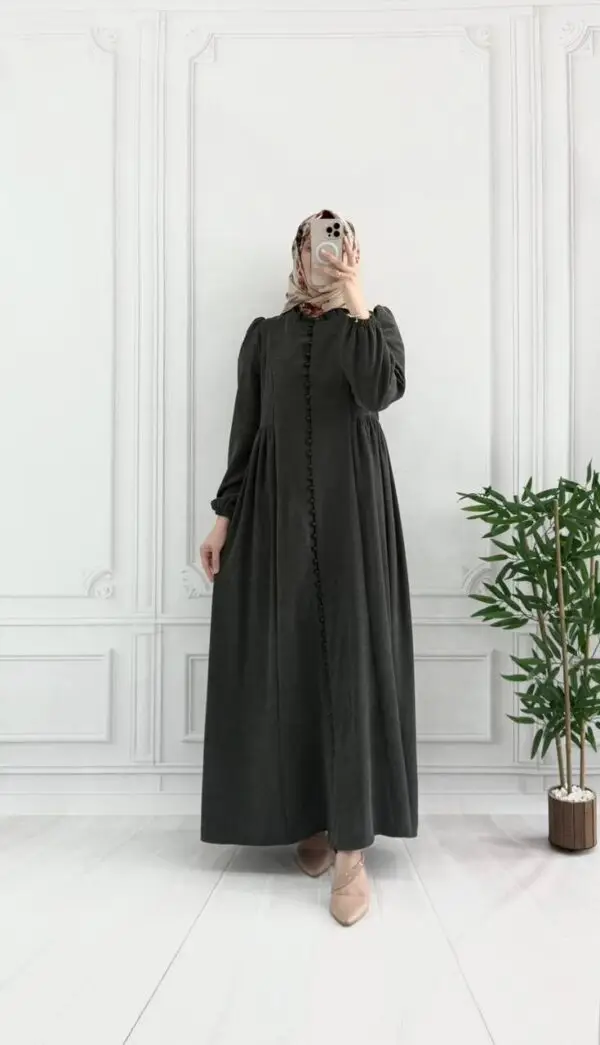 جلباب شانيلا بتصميم مميز وعصري