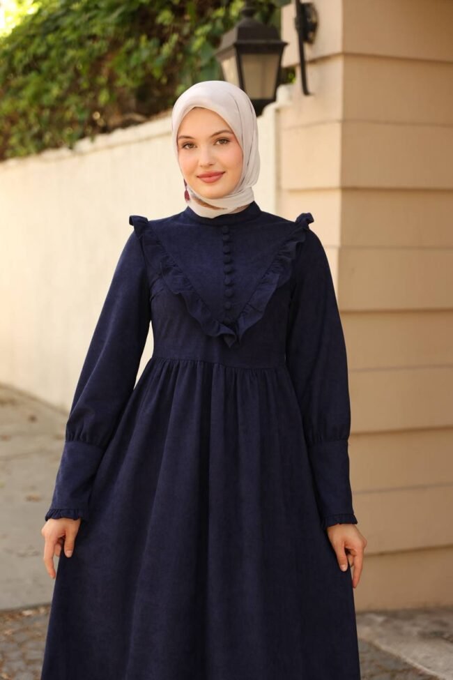 فستان ستار شمواه بثنية V على الصدر