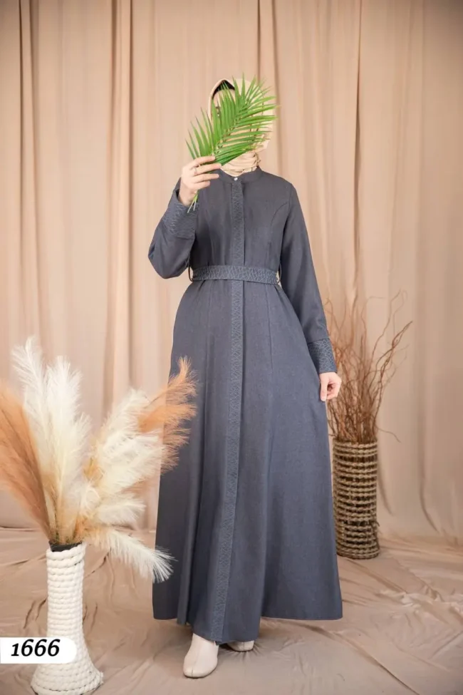 فستان يونفيكت بتطريز وسطي وسحاب بالكم