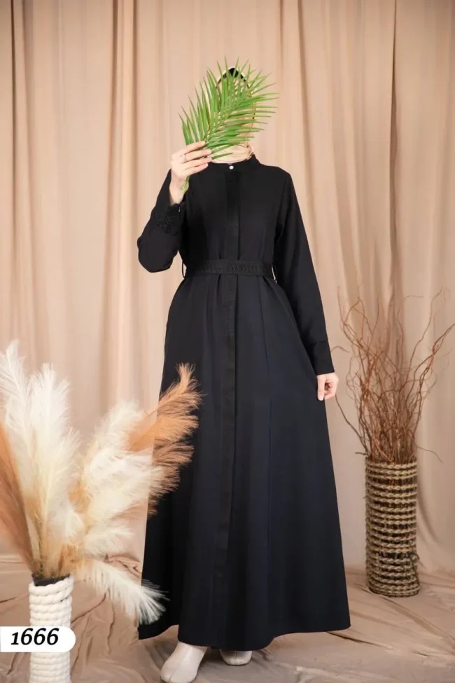 فستان يونفيكت بتطريز وسطي وسحاب بالكم