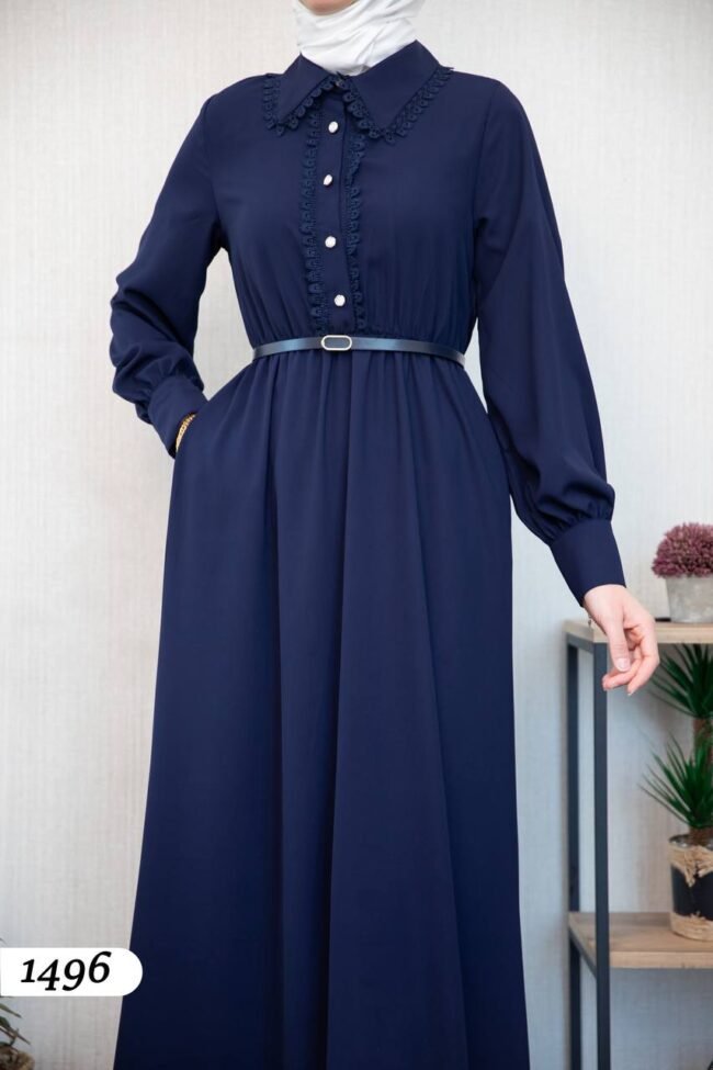 فستان مدينه بقبة مطرزة بشكل جميل