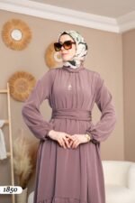 فستان استرا فضفاض بتصميم خراافي