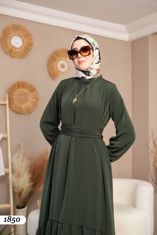 فستان استرا فضفاض بتصميم خراافي