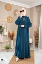 عباية مدينه ايبيك صيفية مطرزة بالكريستال