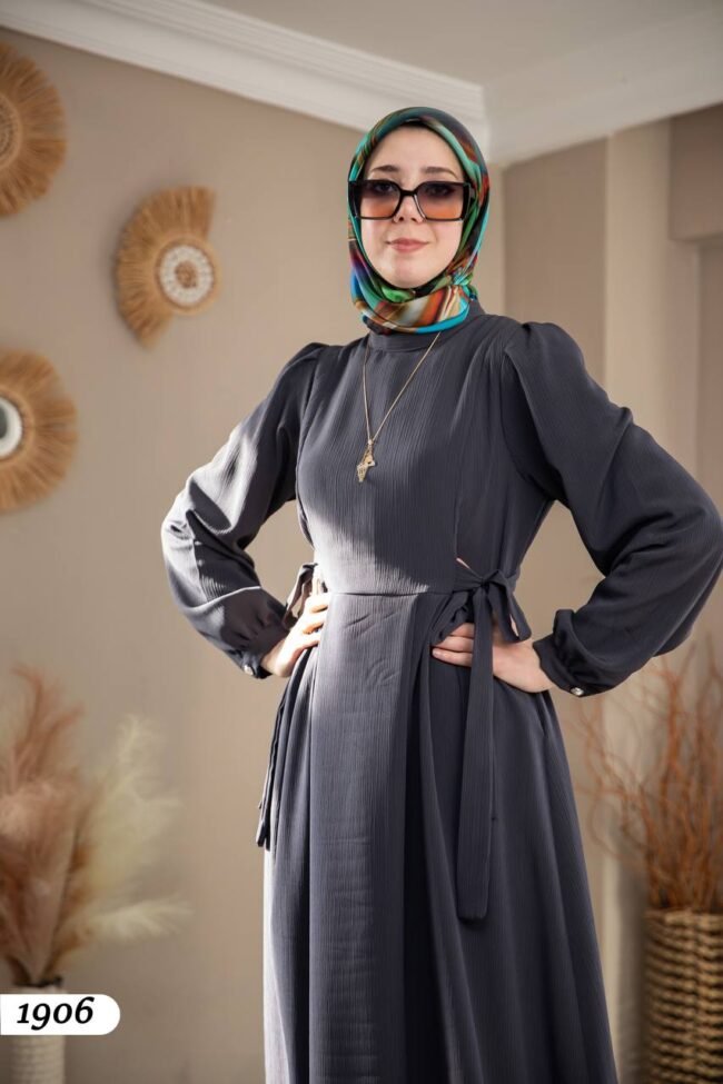 فستان استرا بتصميم خرافي