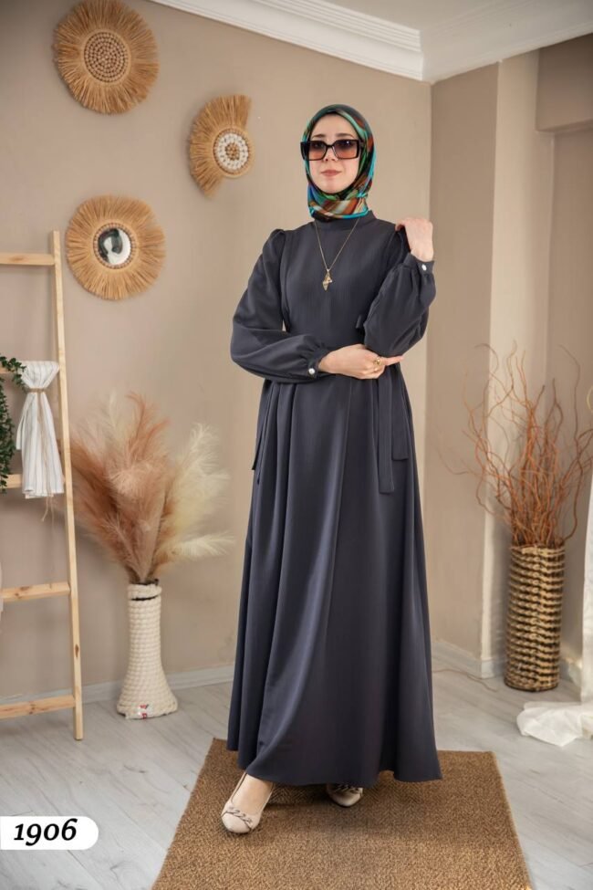 فستان استرا بتصميم خرافي