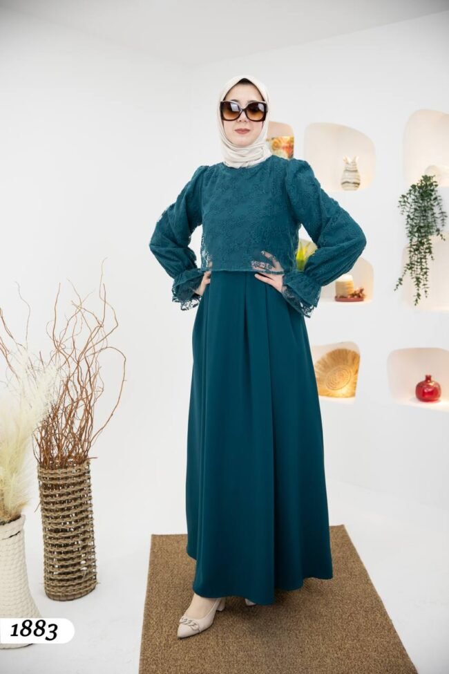 فستان صيفي كريب ودانتيل