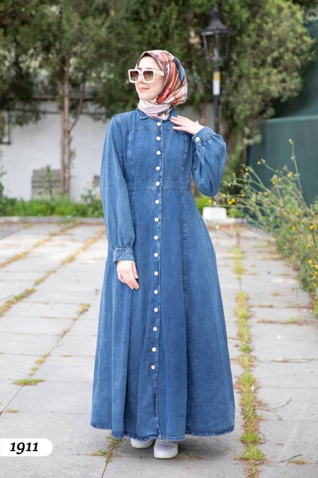 جلباب جينز بأزرار فضية على كامل الطول