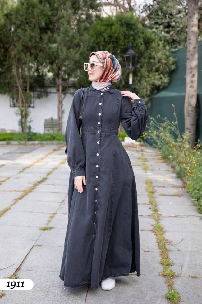 جلباب جينز بأزرار فضية على كامل الطول