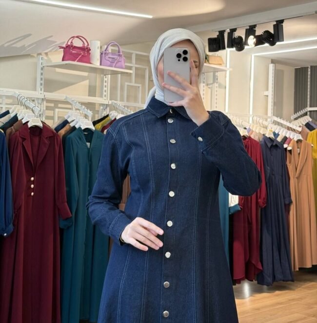 جلباب جينز بأزرار على كامل الطول