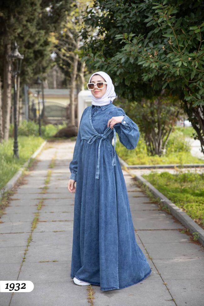 فستان جينز بطول كامل ورباط جانبي