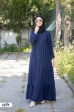 فستان مدينة ايبيك بأزرار على كامل الطول