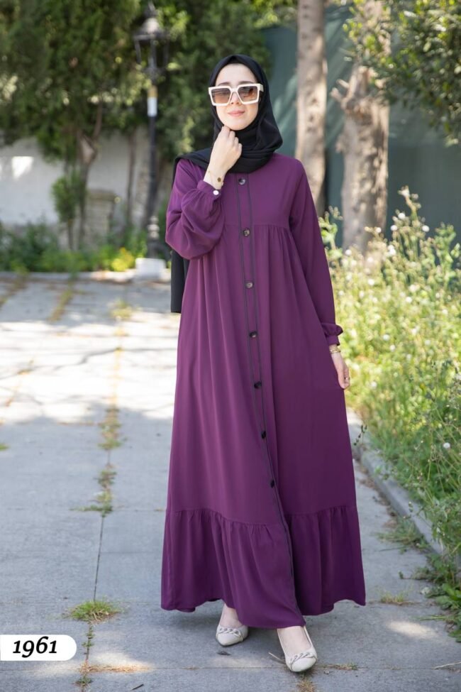 فستان مدينة ايبيك بأزرار على كامل الطول