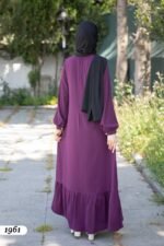 فستان مدينة ايبيك بأزرار على كامل الطول