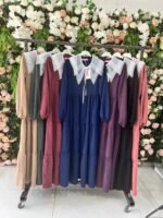 جلباب تشانيلا بقبة شيفون بيضاء