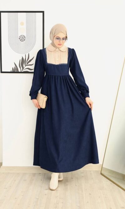 فستان فيتيلو قطيفة بخط دانتيل على الصدر