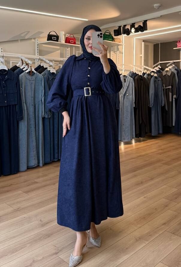 فستان جينز ربيعي صيفي بتصميم رائع