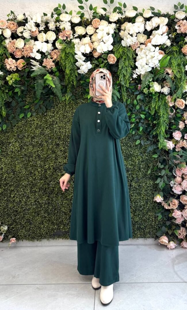 طقم تريكو شتوي بألوان مميزة