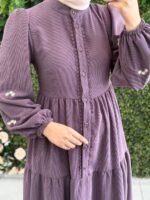 فستان شانيلا بيدين مطرزتين بالورود