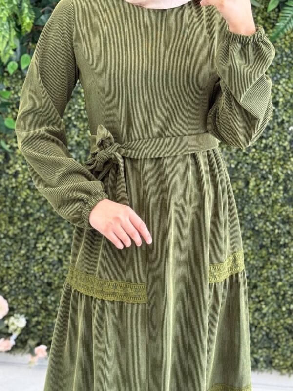 فستان تشانيل بتصميم جميل والوان حلوة