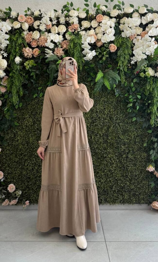 فستان تشانيل بتصميم جميل والوان حلوة