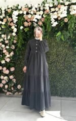 جلباب جينز ازرق بأزرار على الصدر