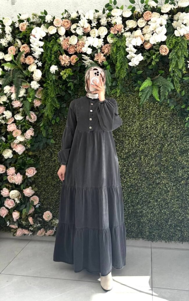 جلباب جينز ازرق بأزرار على الصدر