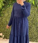 فستان شانيلا بأكمام مطرزة