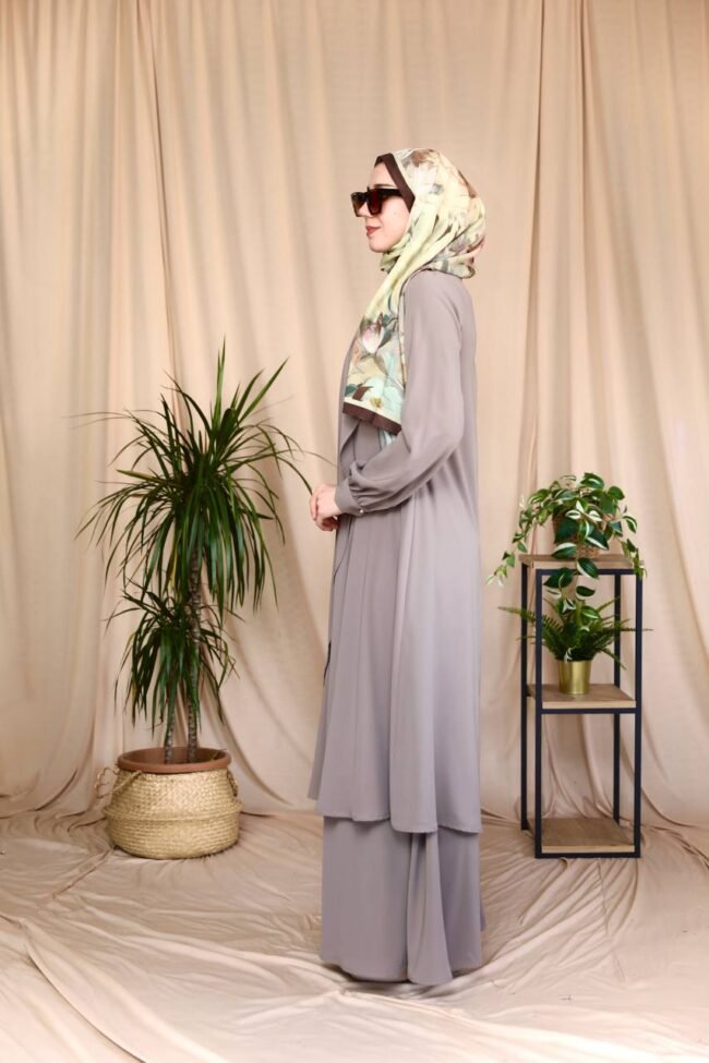 طقم مدينه قطعتين قميص وتنورة