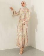 فستان شيفون طبقتين مطبوع بالورود