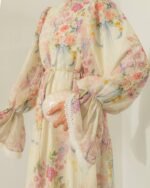 فستان شيفون طبقتين مطبوع بالورود