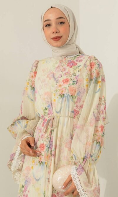 فستان شيفون طبقتين مطبوع بالورود