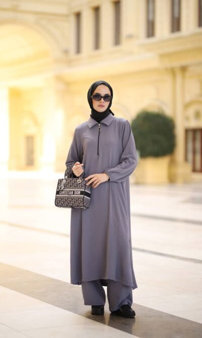 طقم ايروبين صيفي بقميص طويل مع سحاب