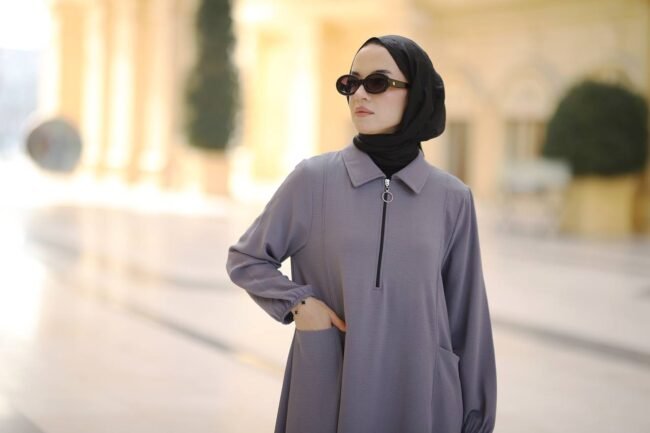 طقم ايروبين صيفي بقميص طويل مع سحاب