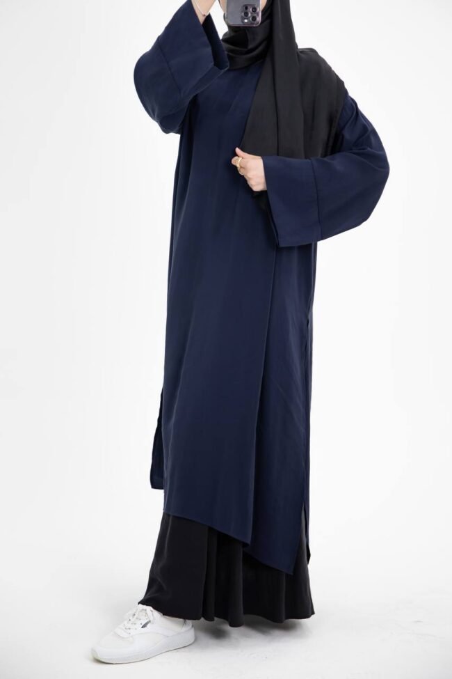 طقم كوبرا قميص وتنورة فضفاض وطويل