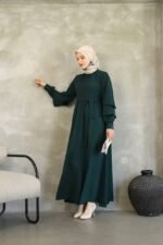 فستان مدينه صيفي بثنيات في اليدين