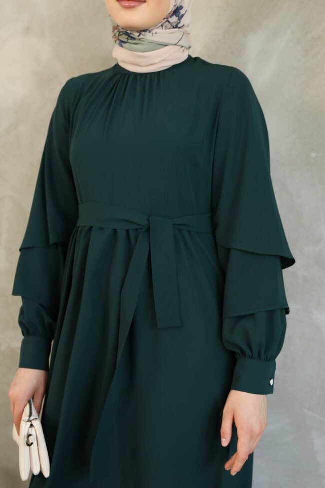 فستان مدينه صيفي بثنيات في اليدين