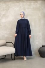 فستان مدينه صيفي بثنيات في اليدين