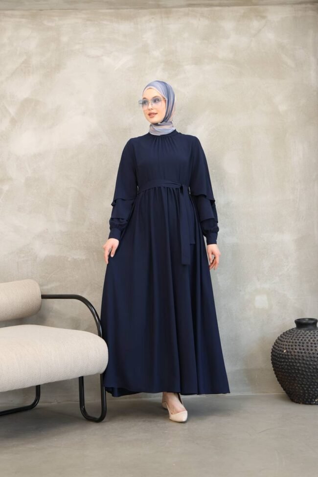 فستان مدينه صيفي بثنيات في اليدين