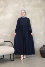 فستان مدينه صيفي بثنيات في اليدين