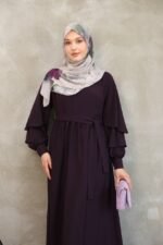 فستان مدينه صيفي بثنيات في اليدين