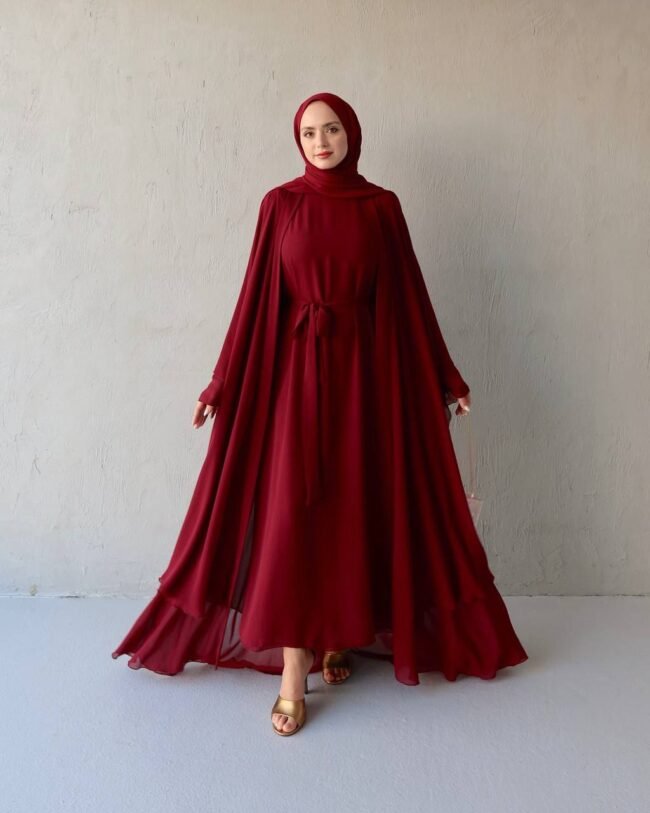 طقم عباية شيفون وفستان مع شالة💯