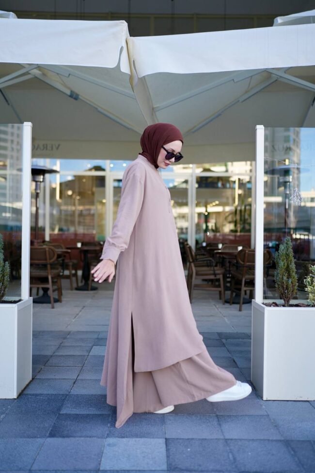 طقم ايروبين صيفي بقميص طويل وبنطلون واسع