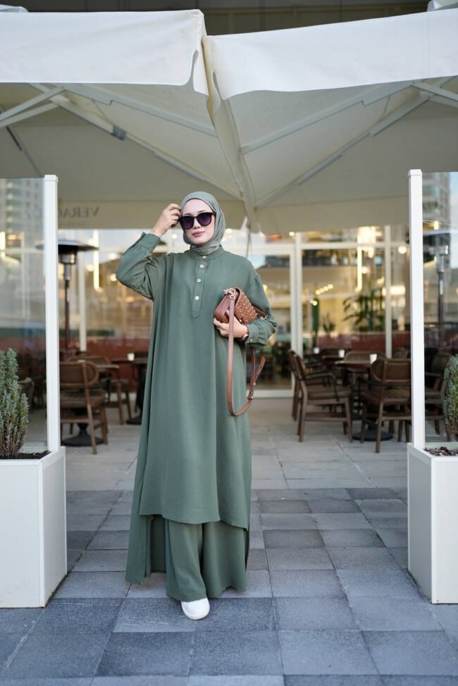 طقم ايروبين صيفي بقميص طويل وبنطلون واسع