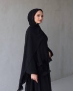 عباية شيفون طبقتين بتصميم رائع مع شالة بنمط مطابق