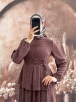 فستان شانيلا بتصميم جميل وبطول كامل