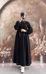 جلباب شانيلا بتطريز جميل على اليدين