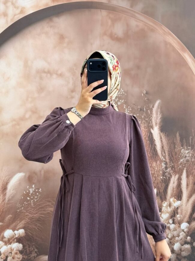 فستان شانيلا جميل برباط جانبي